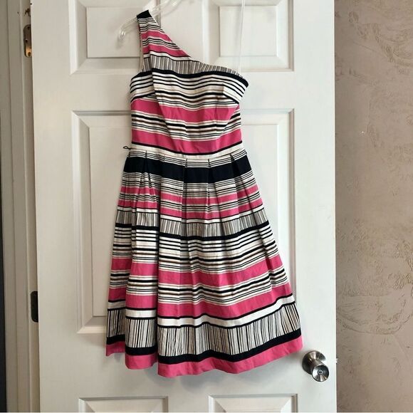 London Times One Strap Off The Shoulder Pink, Black, and White Dress Size 4 - Picture 1 of 11
